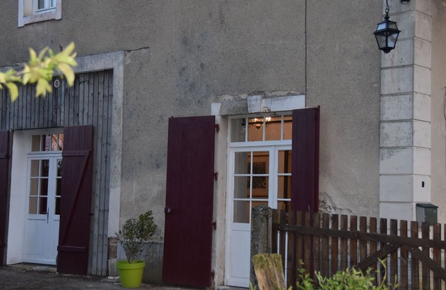 Charming Cottage with English Park, Near Le Mans & Alençon, Sleeps 6