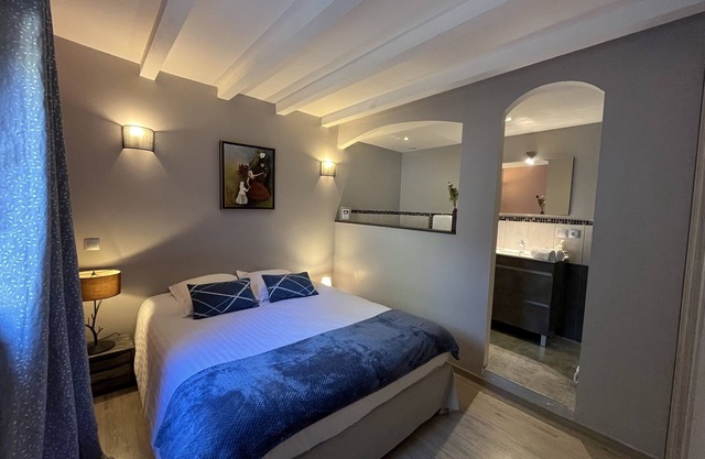 Charming country house in the heart of the vineyards with outdoor Jacuzzi