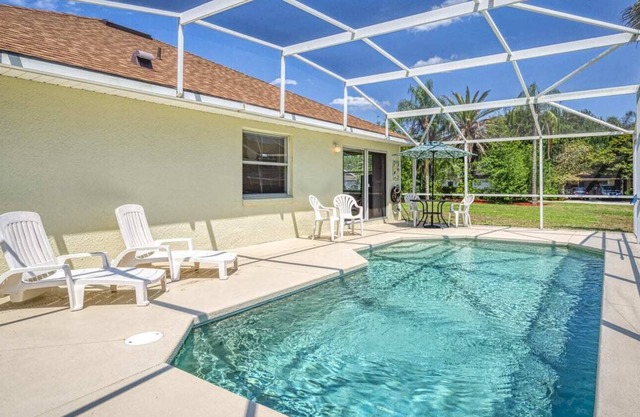 Charming Family Home, Private Pool, Disney 14miles