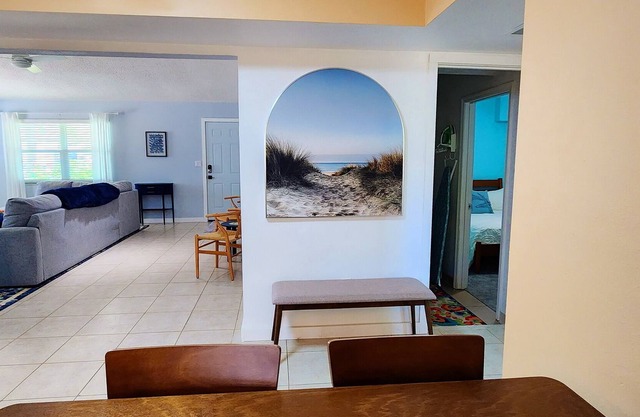 Charming family style 1st floor apartment.