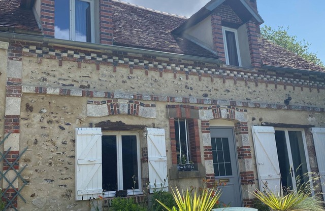 Charming farmhouse in Burgundy