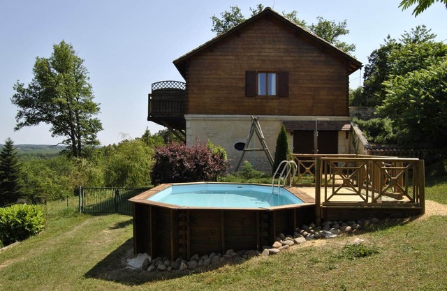 Charming house with private pool, air conditioning, WiFi and parking