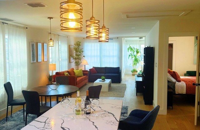 Charming Home Near Downtown & SXSW Hotspots