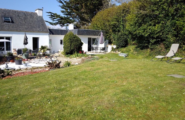Charming house in cap sizun in primelin 4 min from the beaches by car
