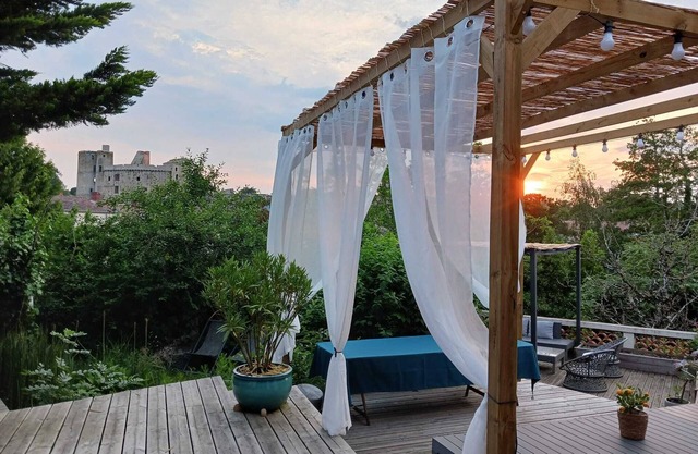 Charming house with breathtaking view of Clisson castle