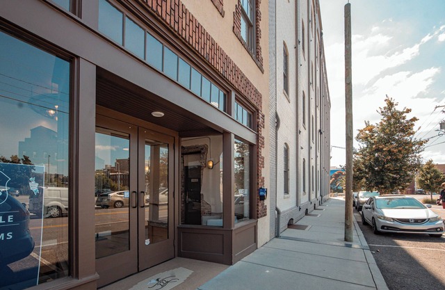 Charming Loft in the Historic White Lily Building - Old City, Knoxville