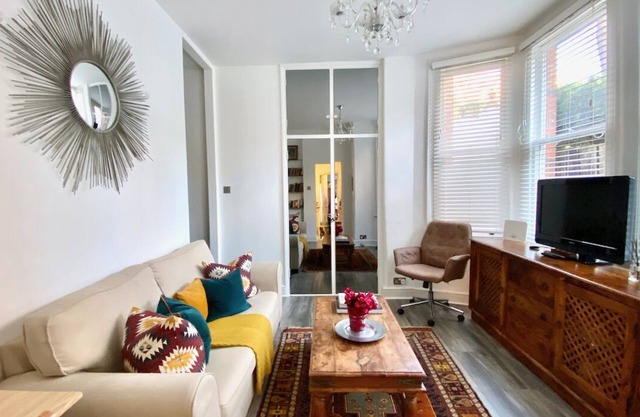 Charming Nook in Leafy Hampstead NW3