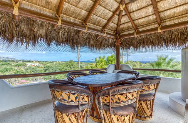 Charming Oasis near Beach, Town, and Adventure!