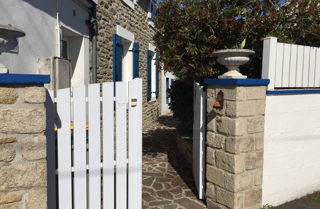 Charming, spacious house, 200 m from the beach and Guilvinec harbor, with every comfort