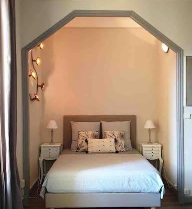 Charming studio overlooking a beautiful garden