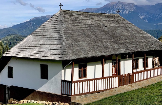 Charming traditional house in a pristine location