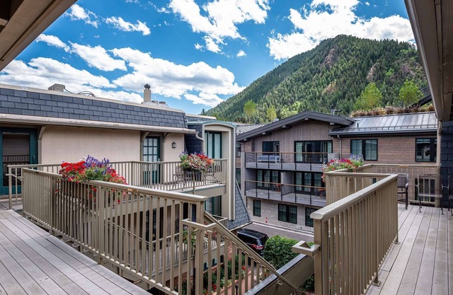 Chateau DuMont by iTrip Aspen Snowmass