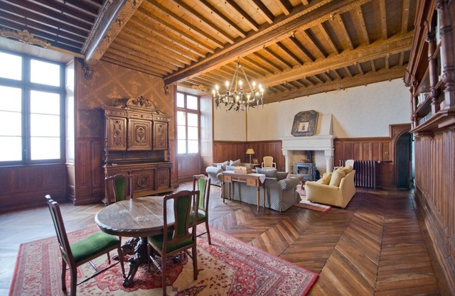 chateau rental france, dordogne