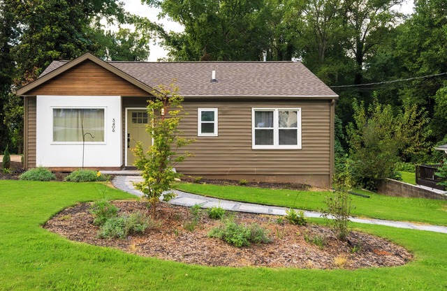 Cheerful 3-bedroom Home