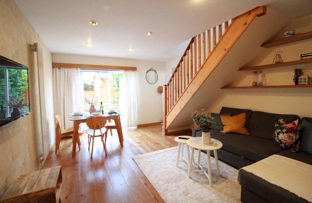 Cheerful Two-Bedroom Residential Home