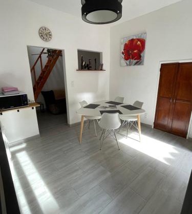 Chez Sonou , Nîmes centre