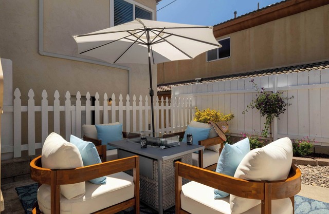 Chic Beach Retreat - Newly Furnished 1BR in Ocean Beach!