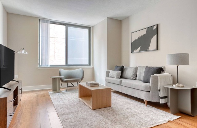 Chic Mount Vernon 1BR w/Gym & W/D, near Capital One Arena, by Blueground