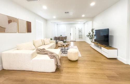 Chic South Tampa Dreamy House