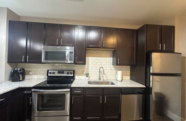 Chic studio with fitness room and WiFi in fabulous Charlotte