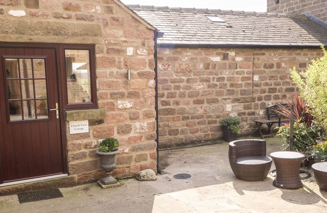 CHURCH VIEW COTTAGE, romantic in Spofforth