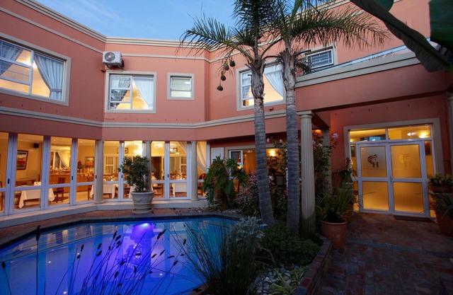 Cinnamon House Bed and Breakfast