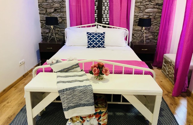 City Center Luxurious Suite (Techa’s Place)