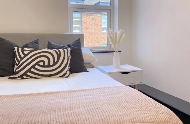 City Center Top Floor Executive Flat