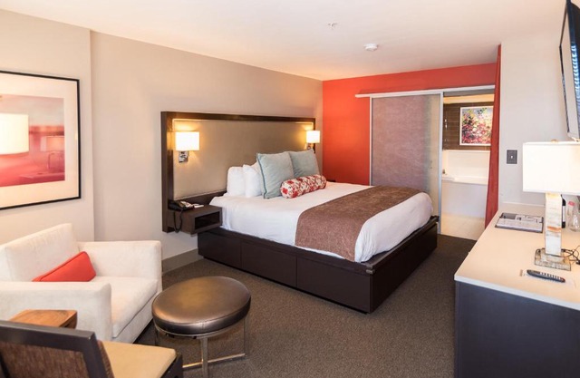 City Loft Hotel