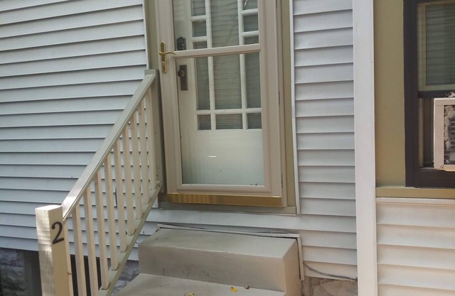 CityPlex #2 2bed-2bath 2nd Floor Apt.