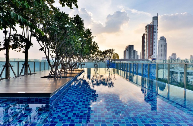 Civic Horizon Hotel & Residence