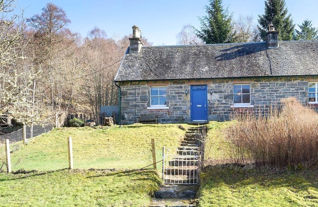 Clamhan Cottage is located in the small rural village of Tomich with amazing views of the countrysid