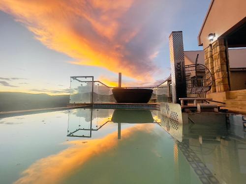 Clarens Grand Villa