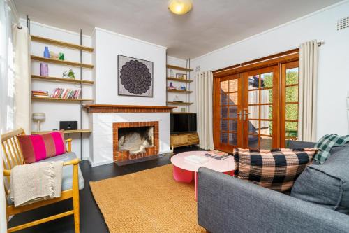 Classic 2BR with Modern Touch and Garden - Hosted by Canstay