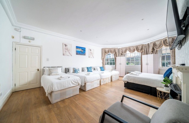 Classic Apartment Near Airport, 02 Arena, Drl, Excel Exhibition Centre