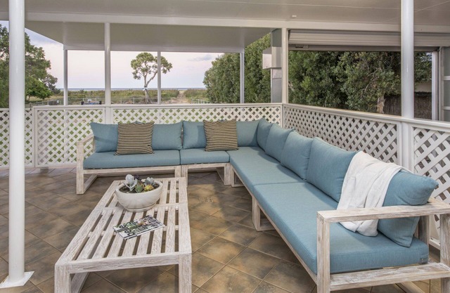 Classic Holiday Character and Casual Charm with Direct Beach Frontage