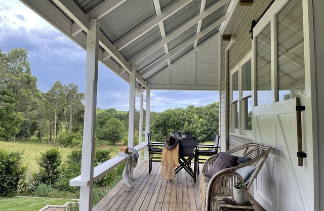 Classic, simple and relaxed living.