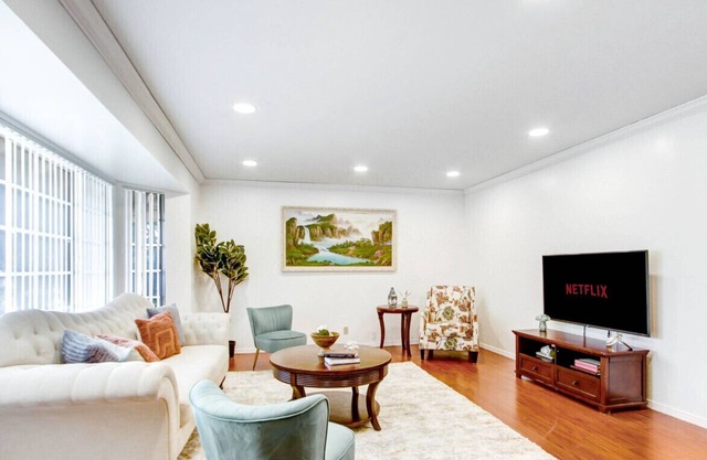 Classy 4BR + Patio Garden + Near DTLA #TravelSGV