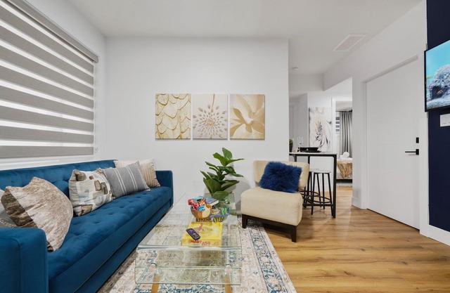 Clean| Exquisite| Modern| Brand New| Ravine View