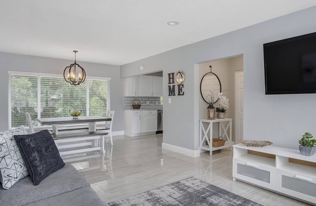 Clermont Retreat close to lakes and Disney