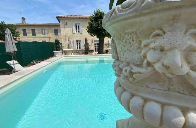 "Clos Antonia" quiet and stylish cottage near St Emilion and Sauternes