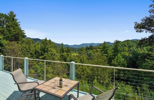 Close to DT Asheville & Weaverville, Apartment Included