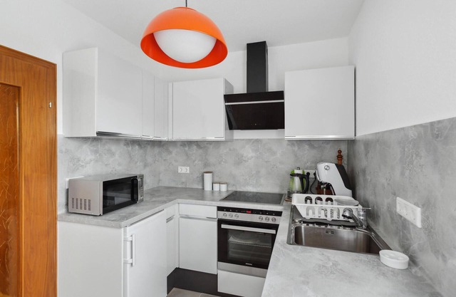 Close to the Rhine, this pleasant and bright vacation apartment in Bad Breisig welcomes you.