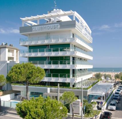 Club House Hotel