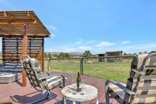 Clydesdale Cottage on Talga