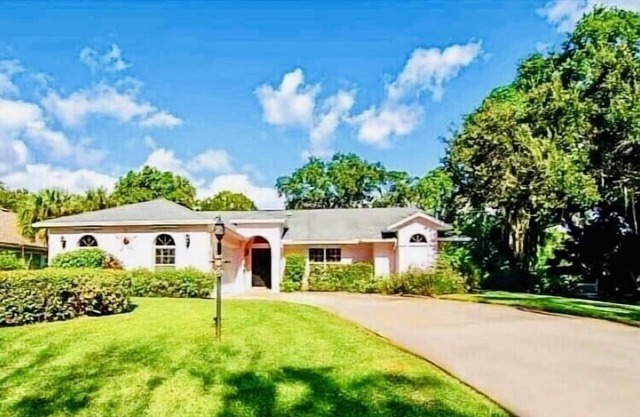 ☀️🌴COASTAL BEAUTIFUL Pool Home (1800 Sq/ft) All to Yourself! *