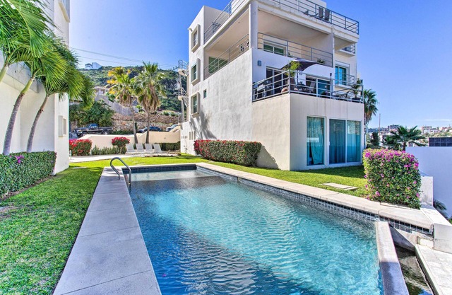Coastal Cabo Oasis w/Pool Access + Pvt Patio