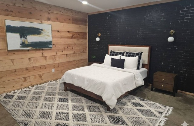 Coastal Condo and Garage