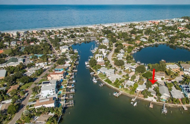 Coastal Escape - Indian Rocks Beach 2 Bedroom Apts by Redawning