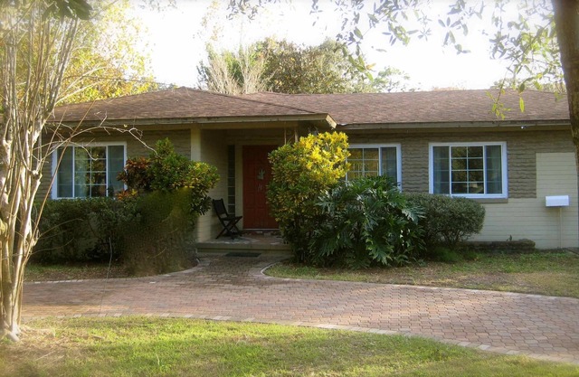 Coastal Feel - Modern Appeal